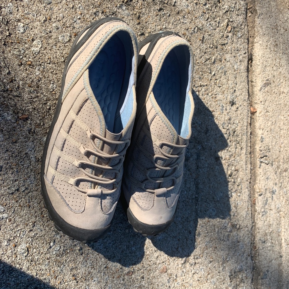 Privo shoes size 7